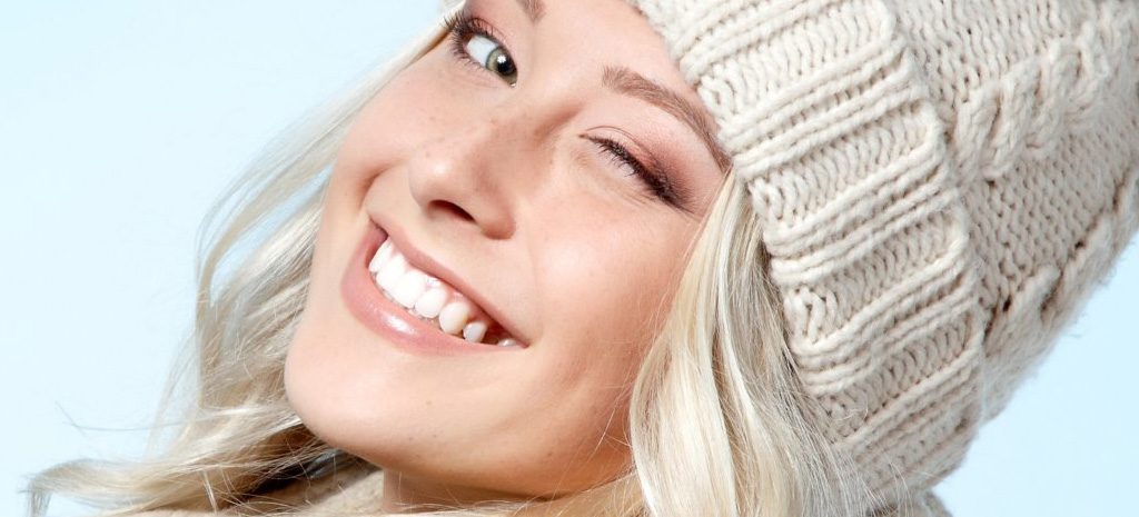 Как сохранить волосы здоровыми зимой: 4 простых лайфхака